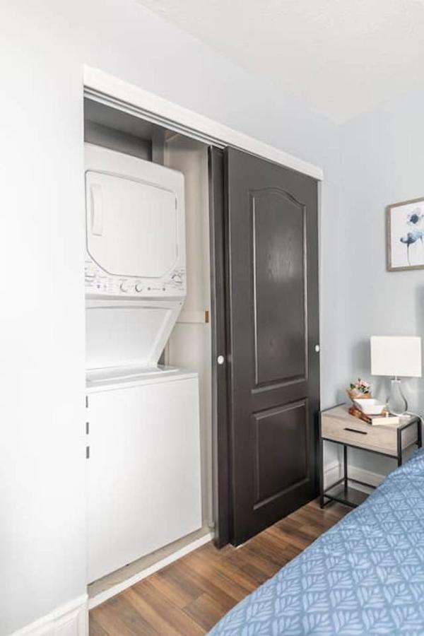 Newly Renovated - Modern 1Br With Rooftop Terrace! Lejlighed Ottawa Eksteriør billede